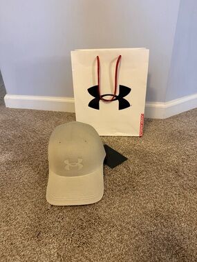 Under Armour Khaki Perforated Snapback Hat